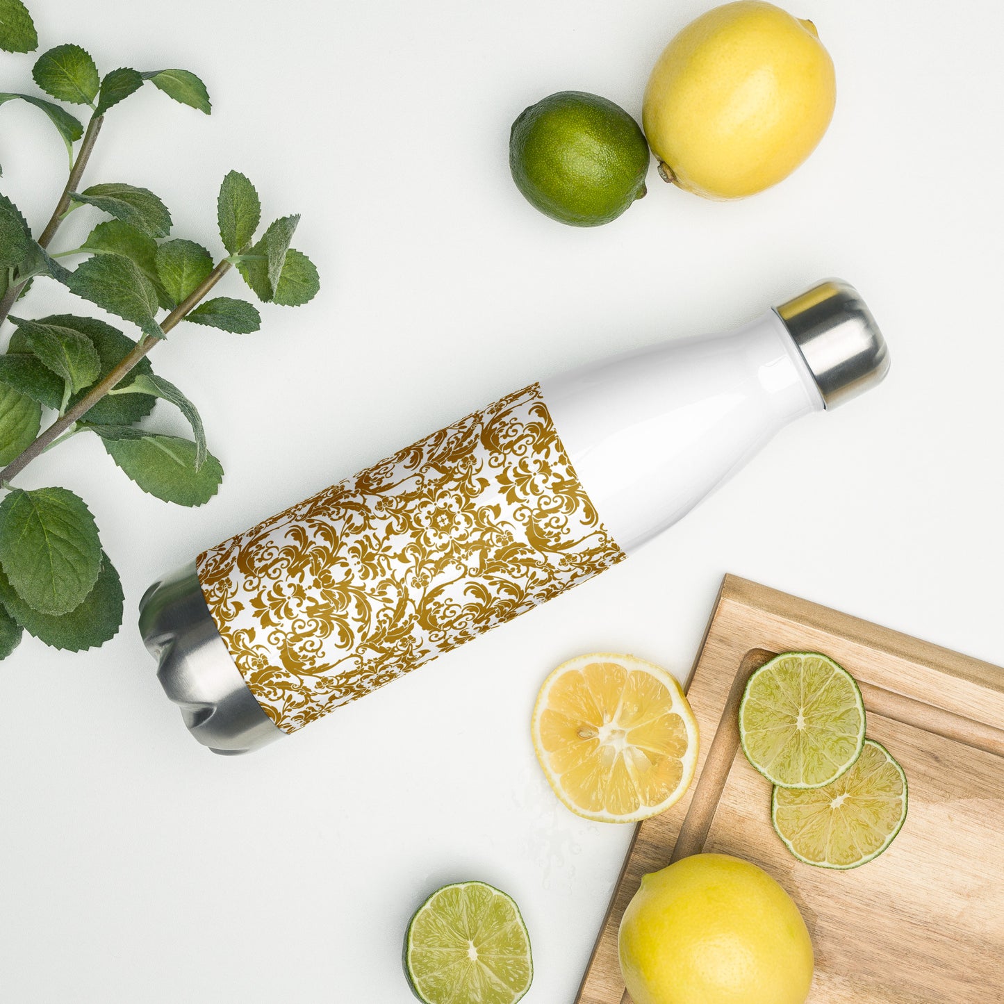 Stainless steel water bottle