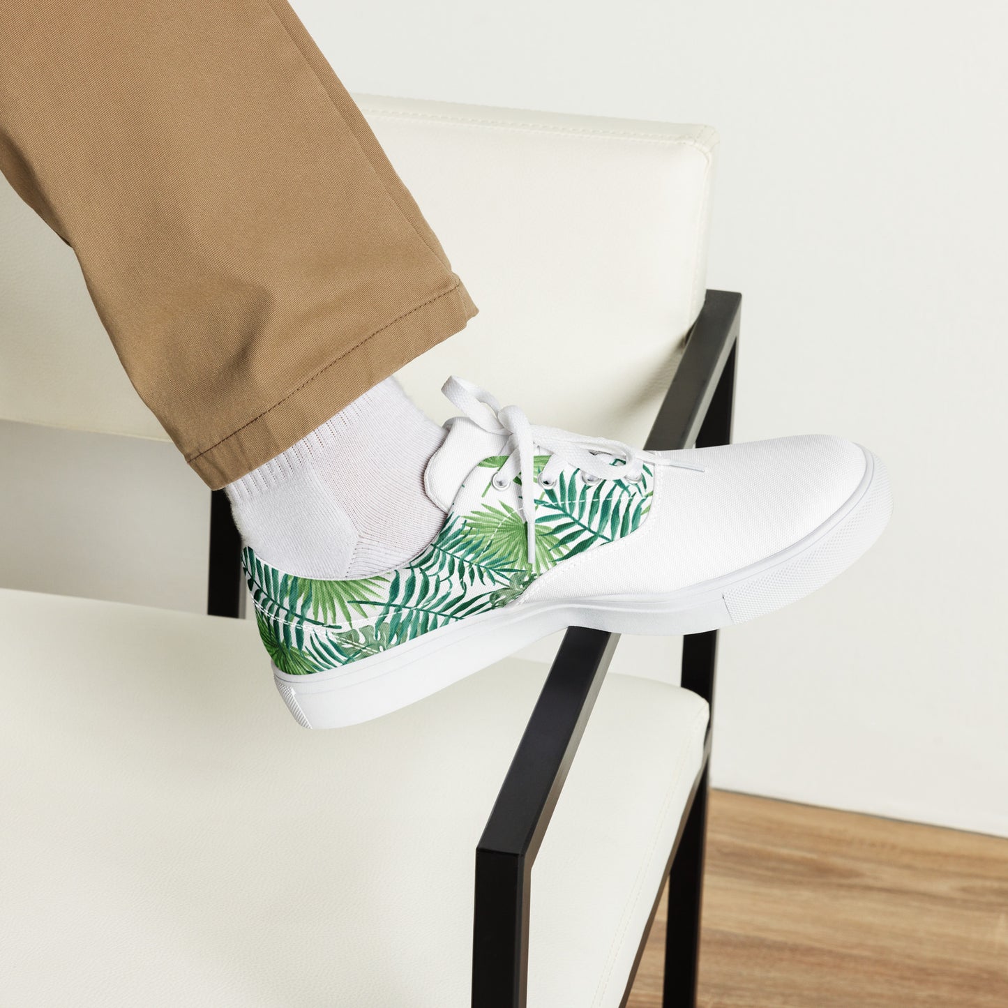 Men’s lace-up canvas shoes
