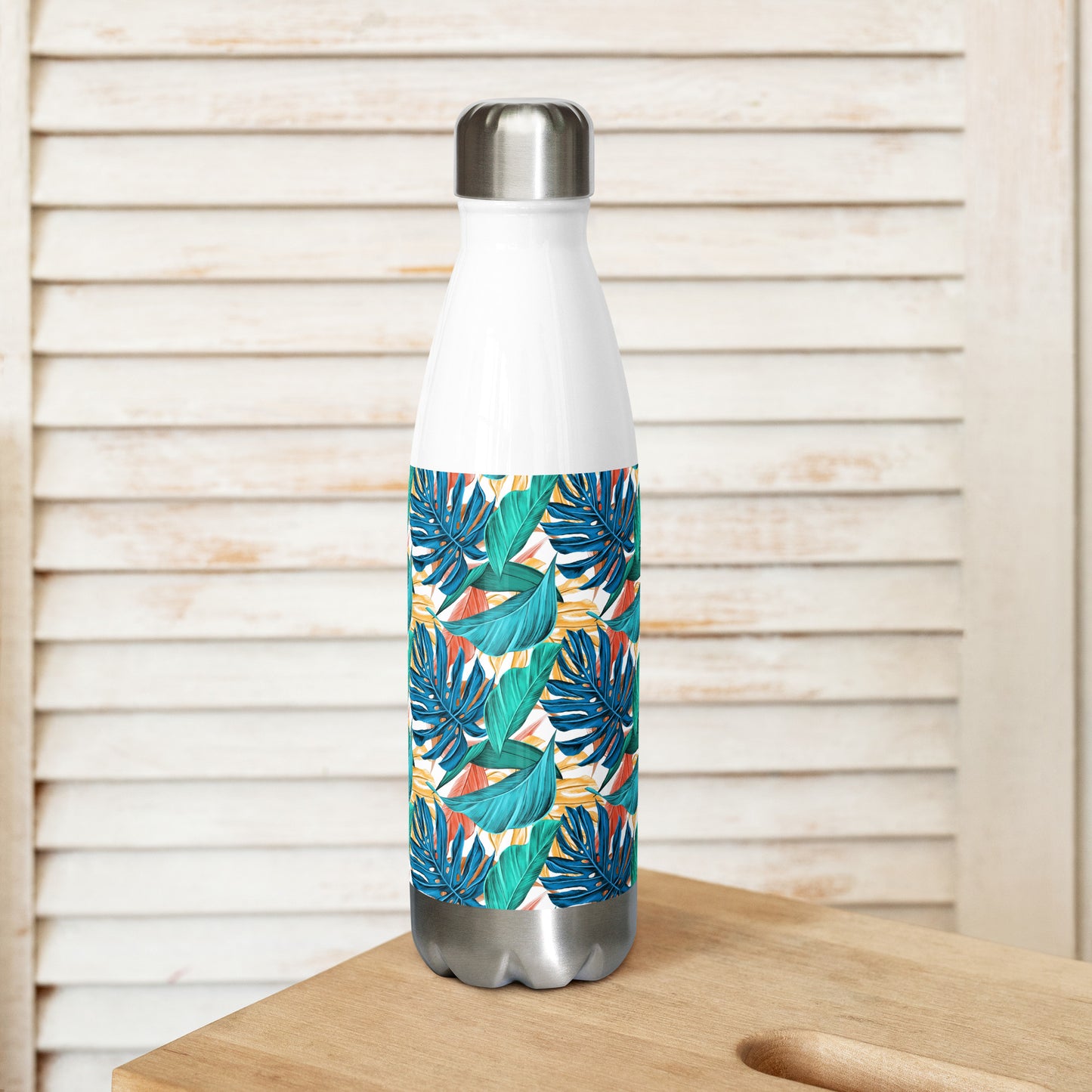 Stainless steel water bottle