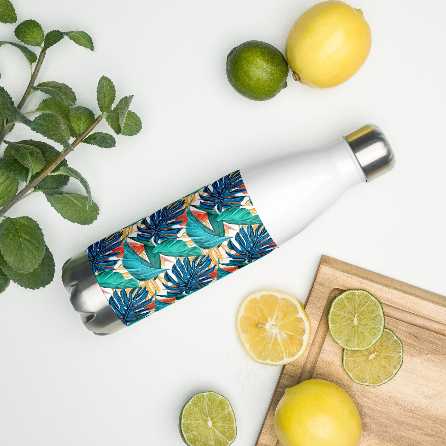 Stainless steel water bottle