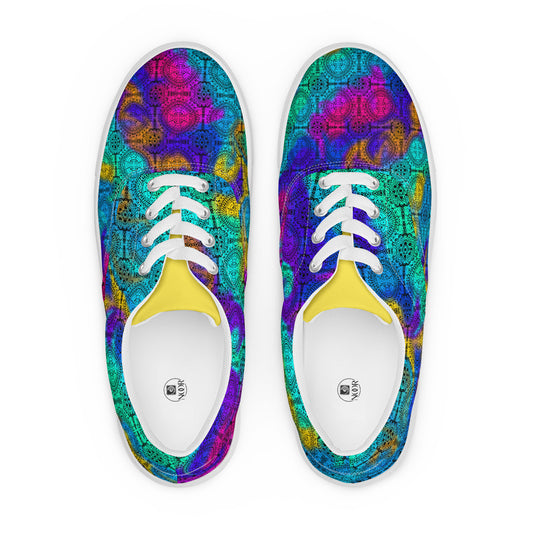 Women’s lace-up canvas shoes